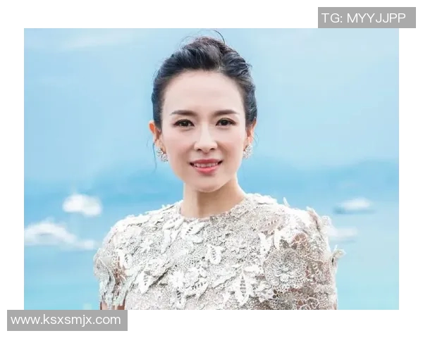 足球明星化身时尚达人变装挑战引发球迷热议与欢笑