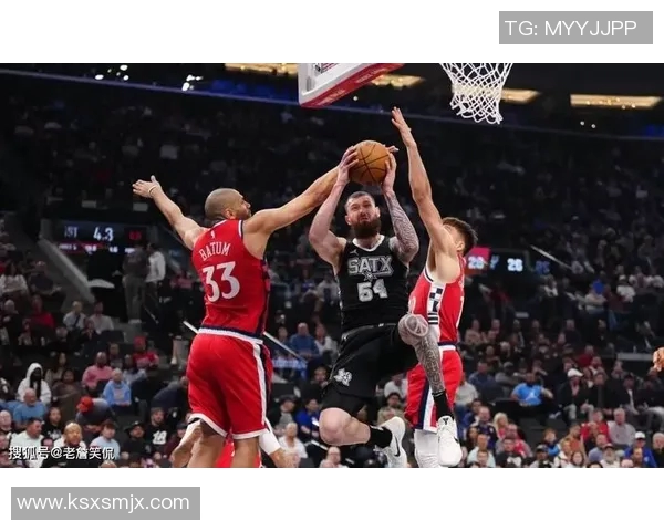 2015年马刺与快船激战回顾精彩录像重温篮球经典瞬间 2015年马刺与快船激战回顾精彩录像重温篮球经典瞬间